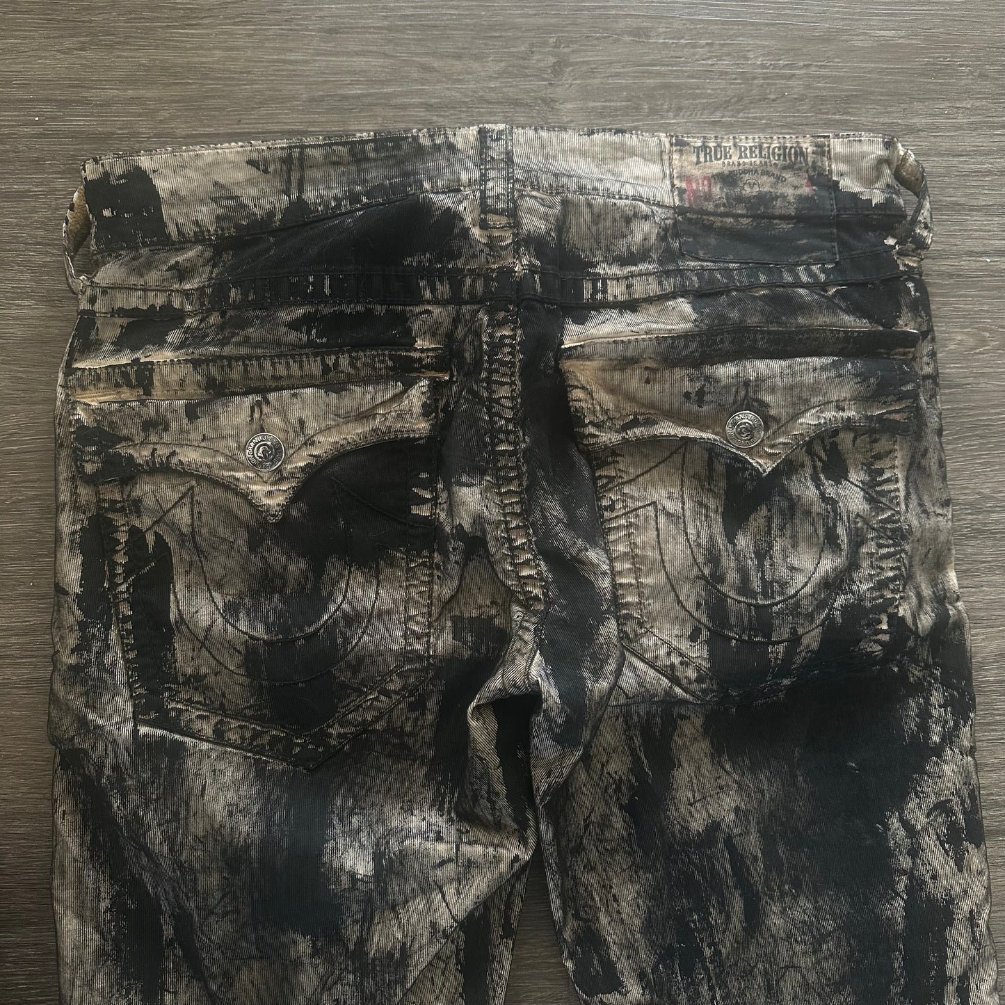 PAINTED TRUE RELIGION SLIM KAHKI PANTS