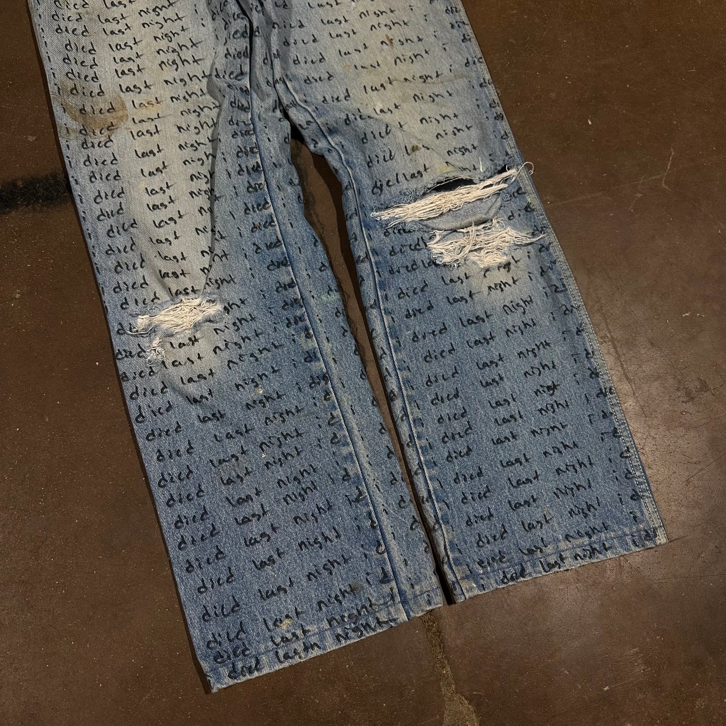 INDIGO DYED DISTRESSED VINTAGE 80s IDIEDLASTNIGHT SCRIPT DENIM