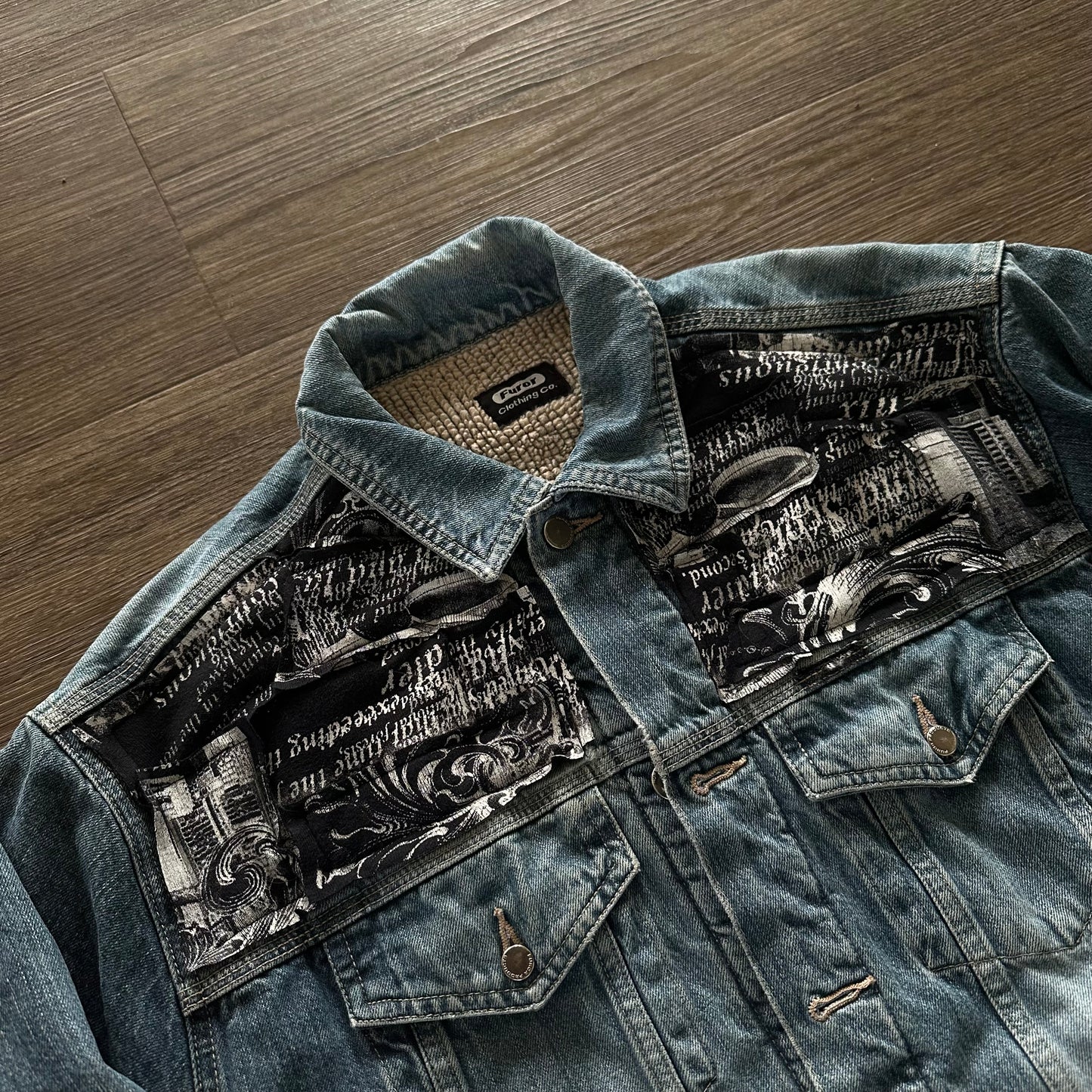 CITY LINE DENIM JACKET