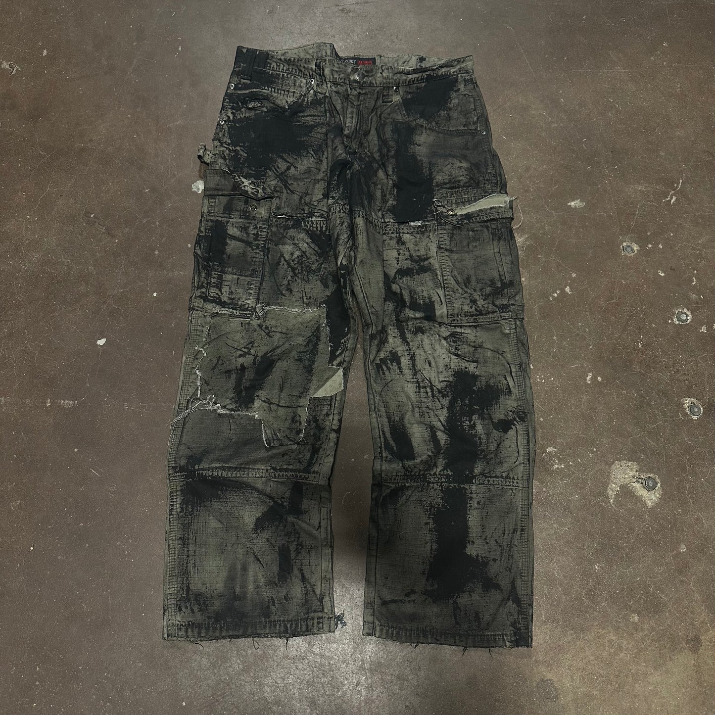 DISTRESSED PAINTED BROWN DOUBLE KNEE CARPENTER PANTS