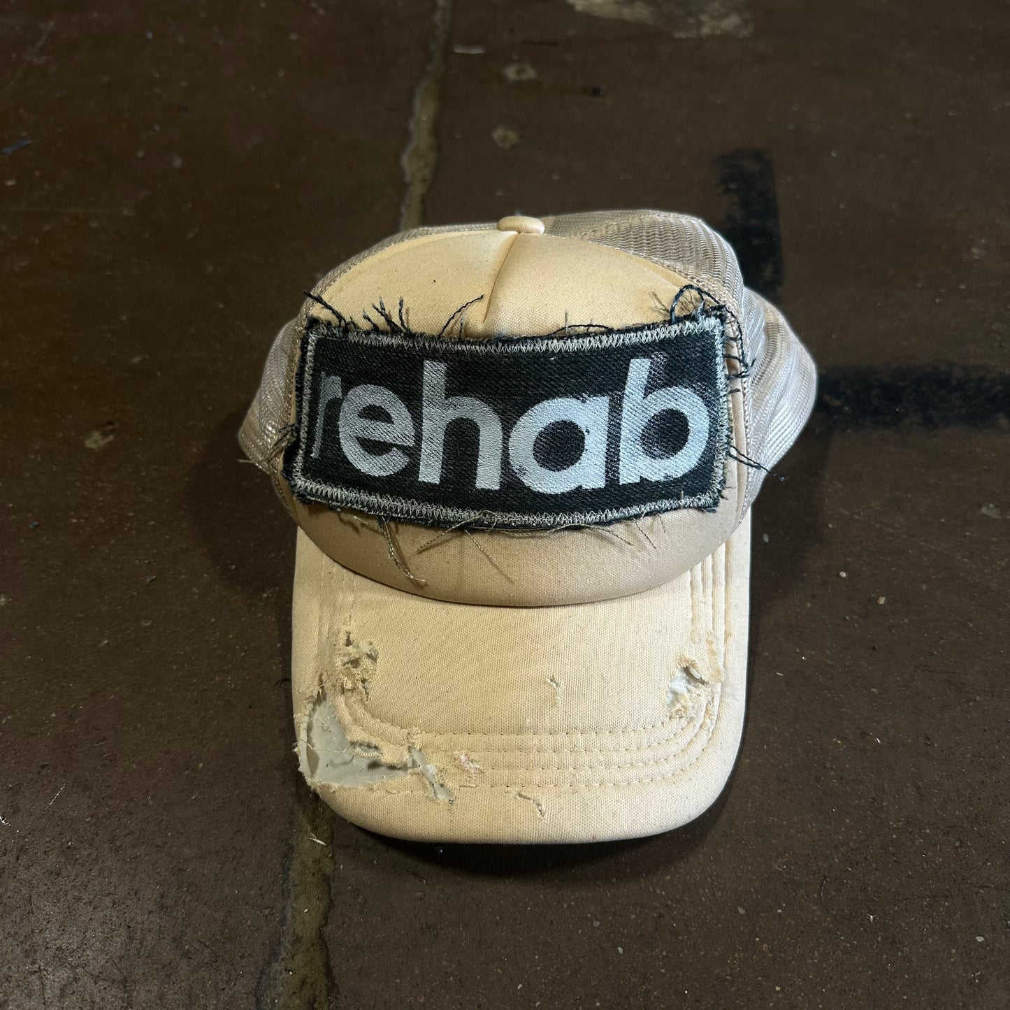 REHAB TAN DISTRESSED HAT