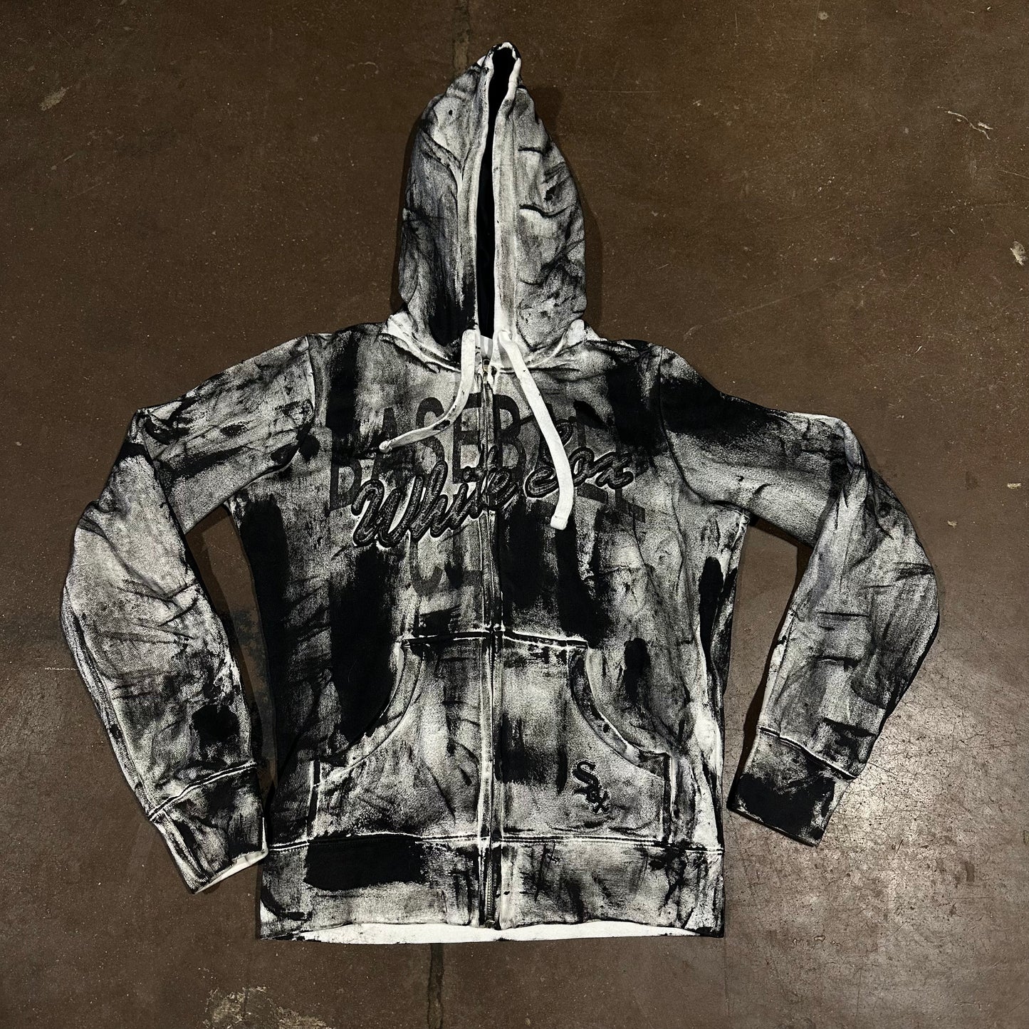 WHITE SOX PAINTED ZIP HOODIE