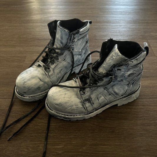 PAINTED WHITE LEATHER HARLEY BOOTS