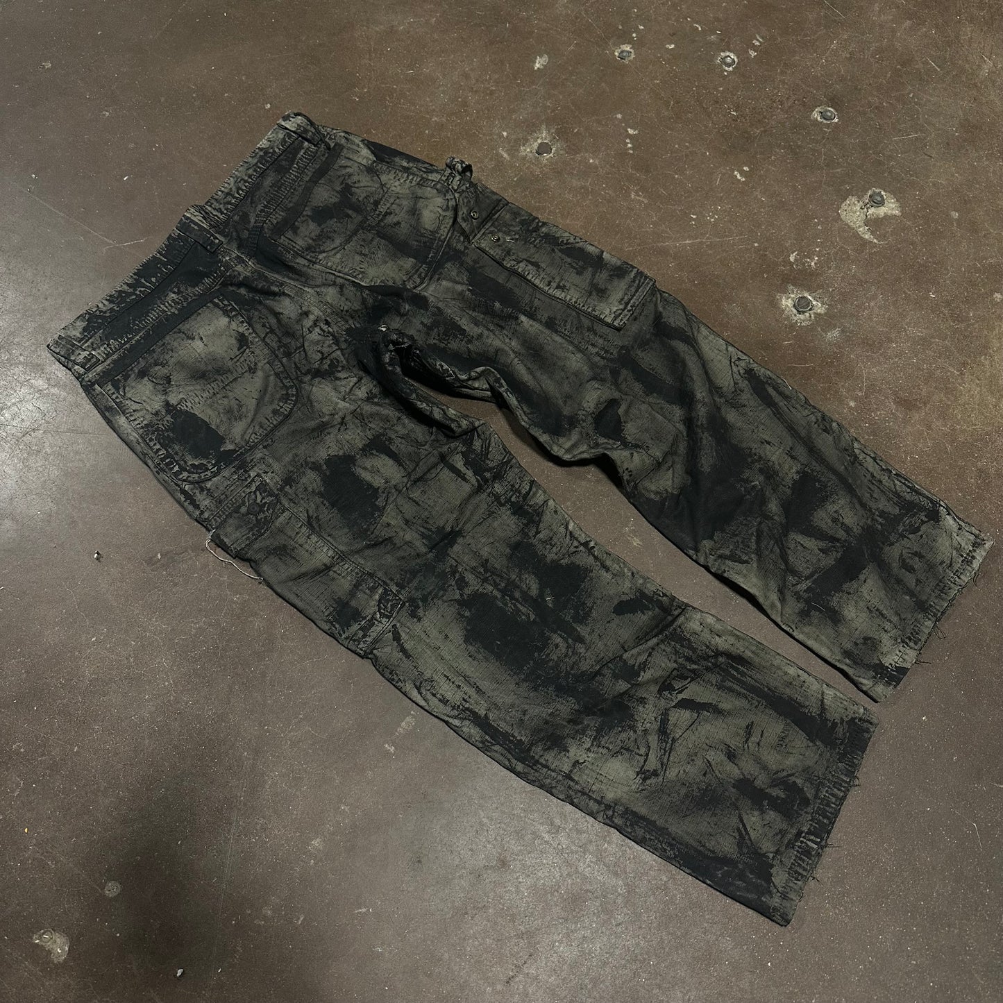 DISTRESSED PAINTED BROWN DOUBLE KNEE CARPENTER PANTS