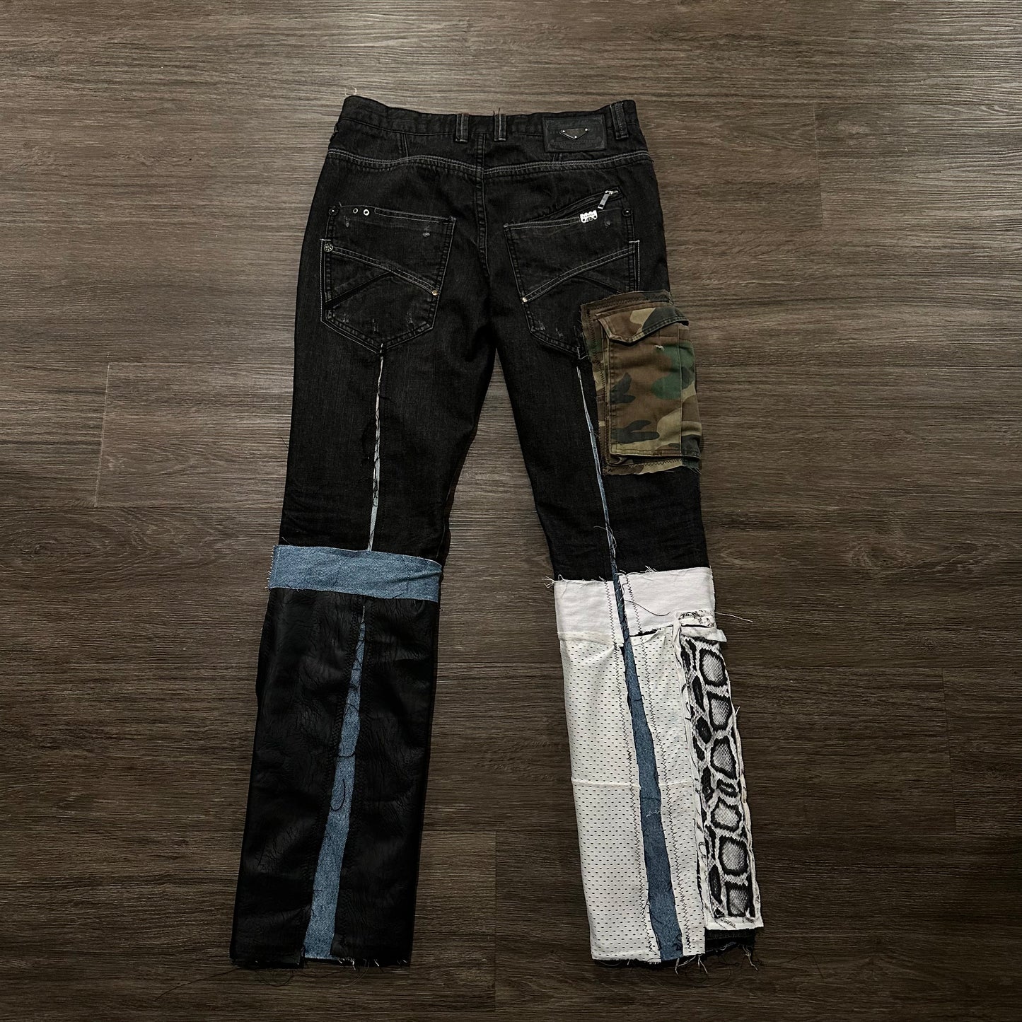 REALIZE Y2K denim