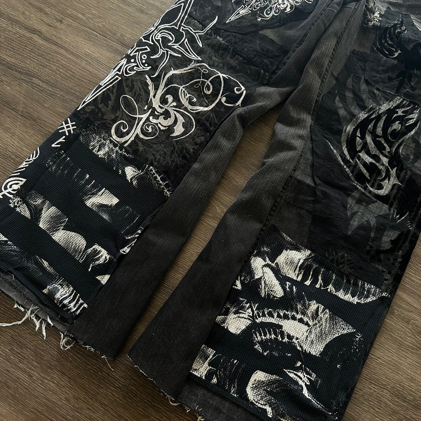 SOUND OF DARKNESS DENIM