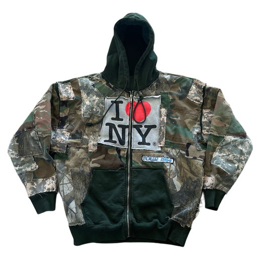 TOURIST CAMO ZIP UP JACKET