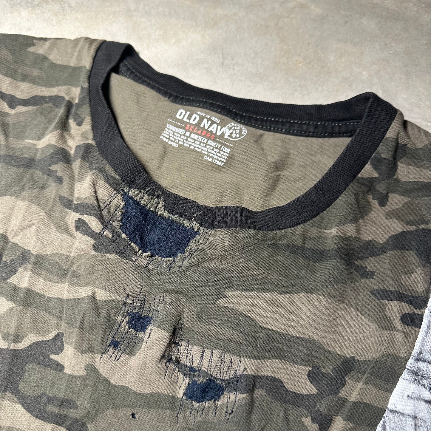 DARN REPAIRED CAMO WHITE AND BLACK GRUNGE TEE SHIRT