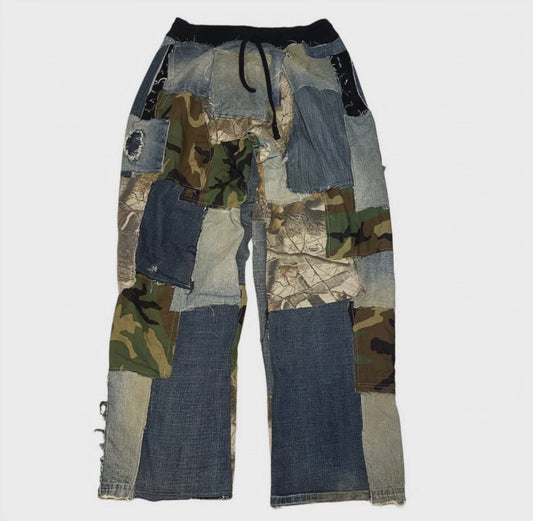 CAMO/DENIM SWEATPANTS